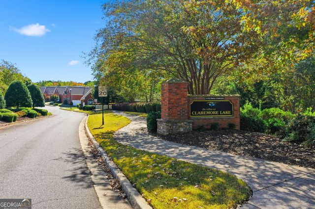 310 Lauren Lane, Woodstock, GA 30188