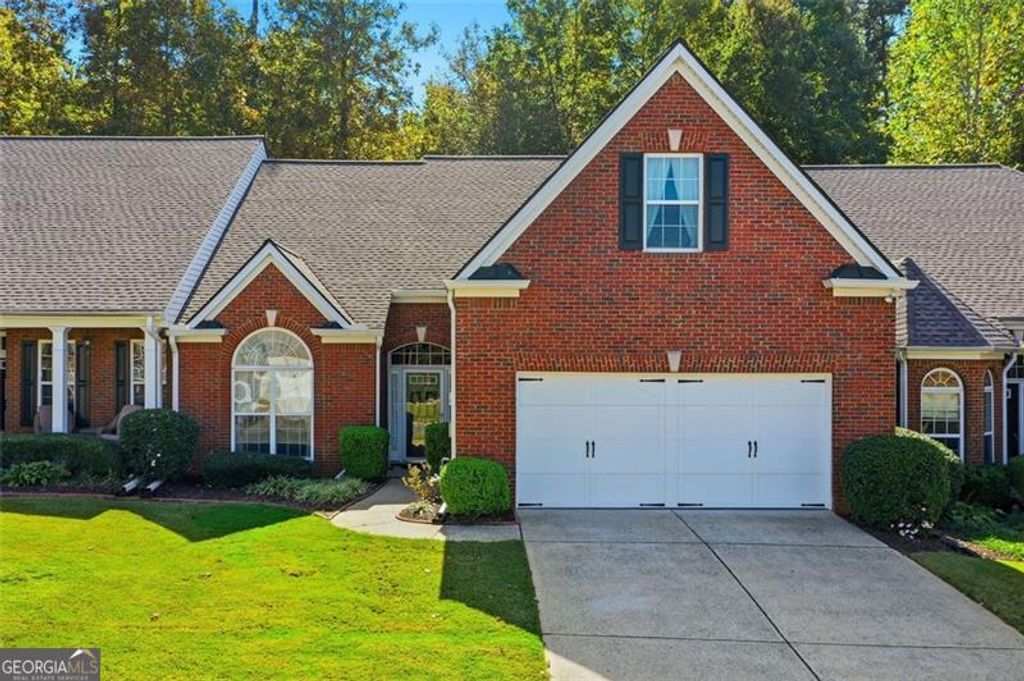 310 Lauren Lane, Woodstock, GA 30188