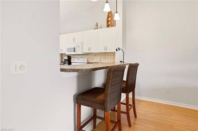 1723 Reuven CIR 2004, Naples, FL 34112