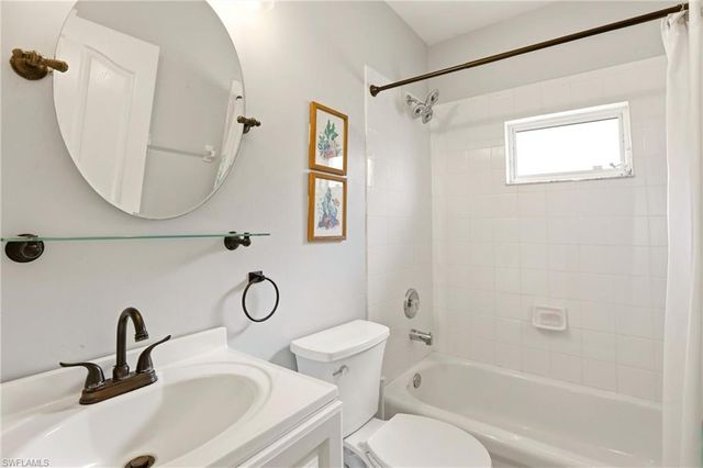 1723 Reuven CIR 2004, Naples, FL 34112