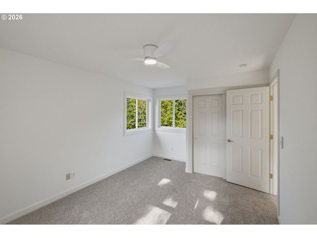 15092 Sw ASHLEY Dr, Portland, OR 97224