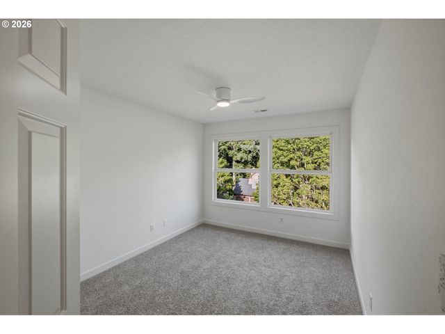 15092 Sw ASHLEY Dr, Portland, OR 97224