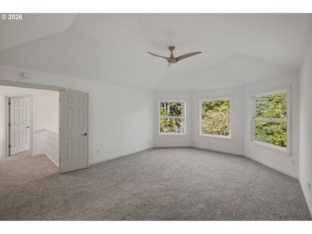 15092 Sw ASHLEY Dr, Portland, OR 97224