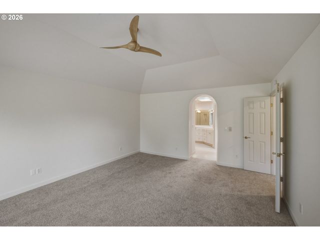 15092 Sw ASHLEY Dr, Portland, OR 97224