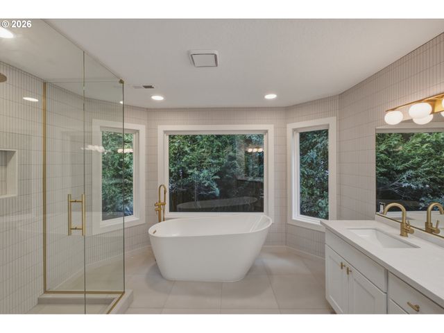 15092 Sw ASHLEY Dr, Portland, OR 97224