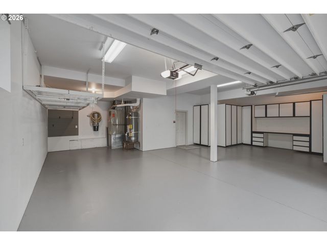 15092 Sw ASHLEY Dr, Portland, OR 97224