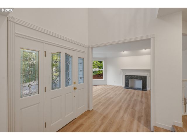 15092 Sw ASHLEY Dr, Portland, OR 97224