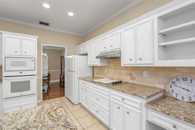 253 Clearwood, Shreveport, LA 71105