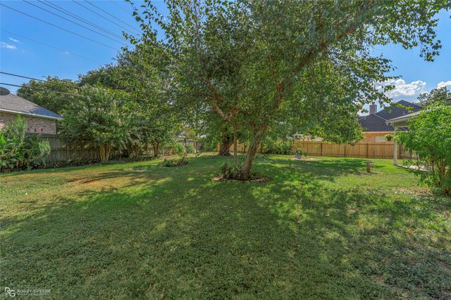 253 Clearwood, Shreveport, LA 71105