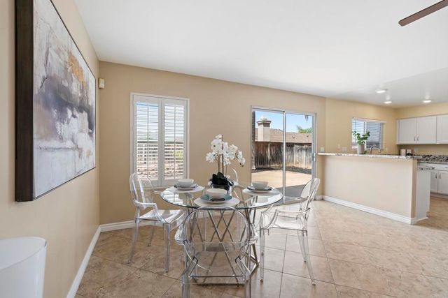8950 Gateway View Ct, El Cajon, CA 92021