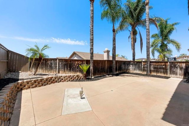 8950 Gateway View Ct, El Cajon, CA 92021
