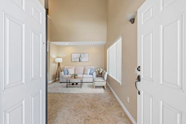 8950 Gateway View Ct, El Cajon, CA 92021