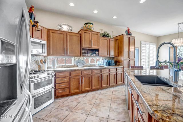 41734 N MAIDSTONE Court, Anthem, AZ 85086