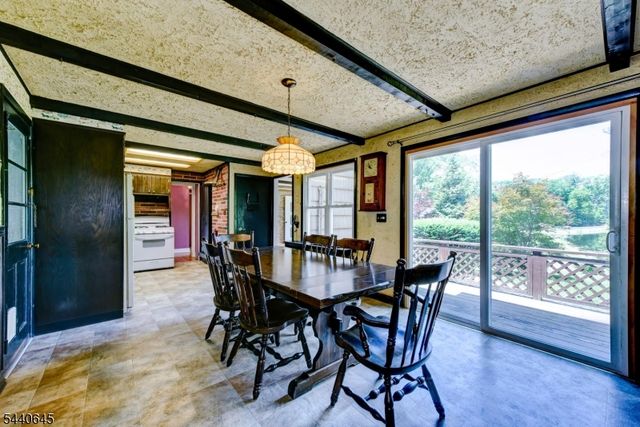 16 Lenape Ave, Andover Twp., NJ 07860