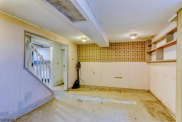 16 Lenape Ave, Andover Twp., NJ 07860