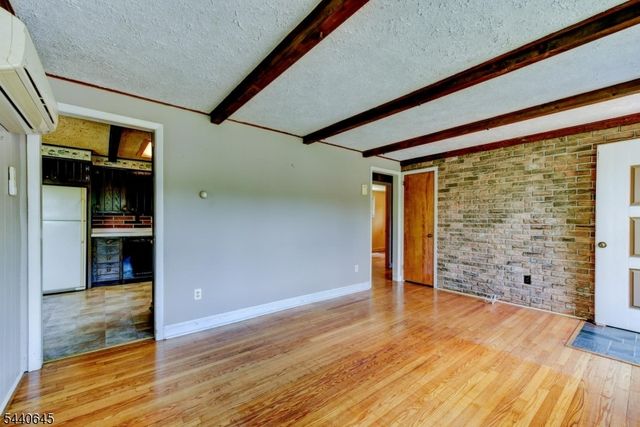 16 Lenape Ave, Andover Twp., NJ 07860