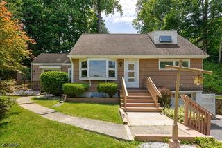 16 Lenape Ave, Andover Twp., NJ 07860