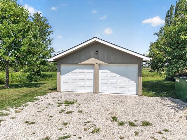 36500 E 339th Street, Garden City, MO 64747