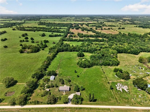36500 E 339th Street, Garden City, MO 64747