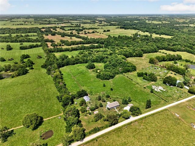 36500 E 339th Street, Garden City, MO 64747