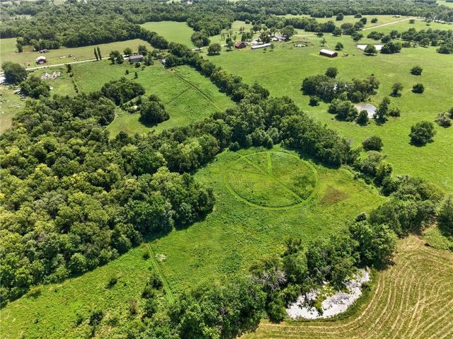 36500 E 339th Street, Garden City, MO 64747