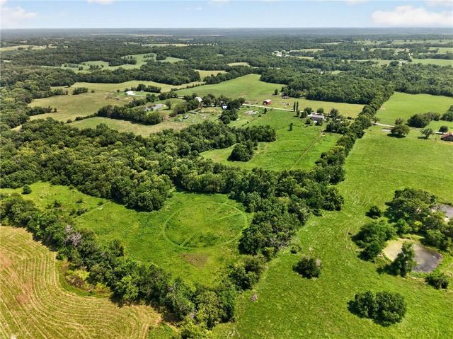 36500 E 339th Street, Garden City, MO 64747