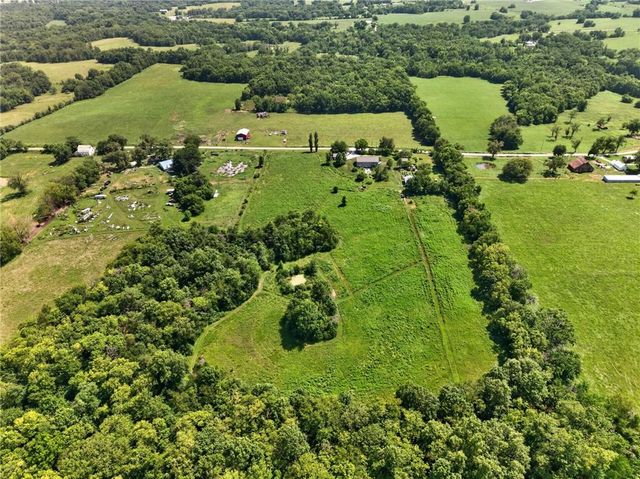36500 E 339th Street, Garden City, MO 64747