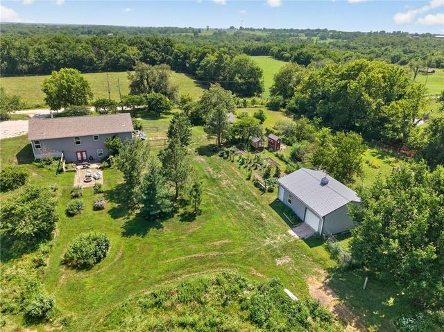 36500 E 339th Street, Garden City, MO 64747