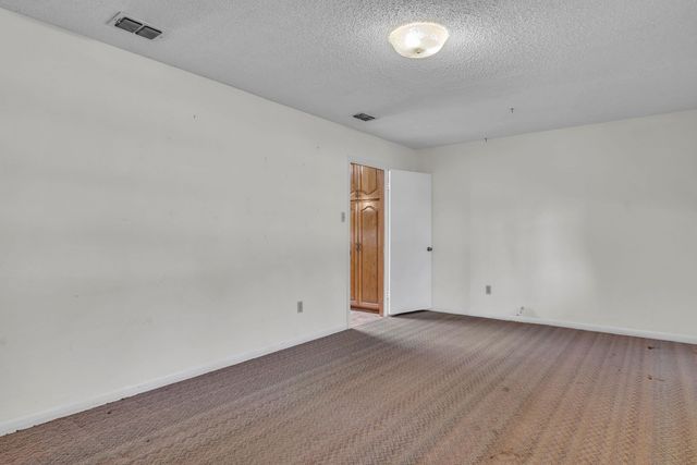 714 LYNNWOOD LANE, Longview, TX 75604