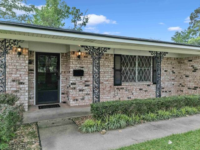 714 LYNNWOOD LANE, Longview, TX 75604