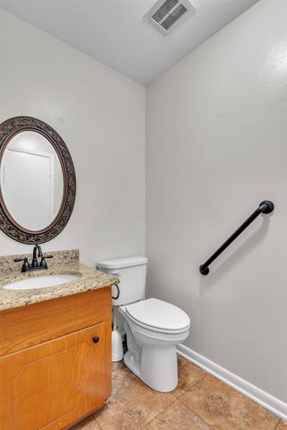 714 LYNNWOOD LANE, Longview, TX 75604