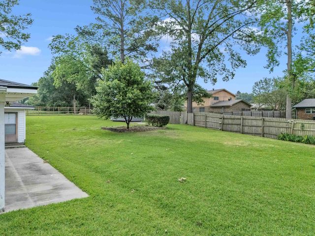 714 LYNNWOOD LANE, Longview, TX 75604