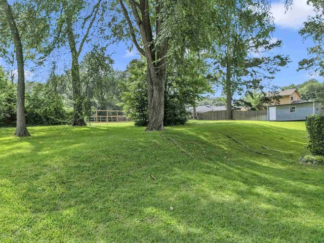 714 LYNNWOOD LANE, Longview, TX 75604