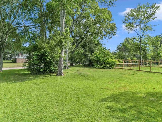 714 LYNNWOOD LANE, Longview, TX 75604