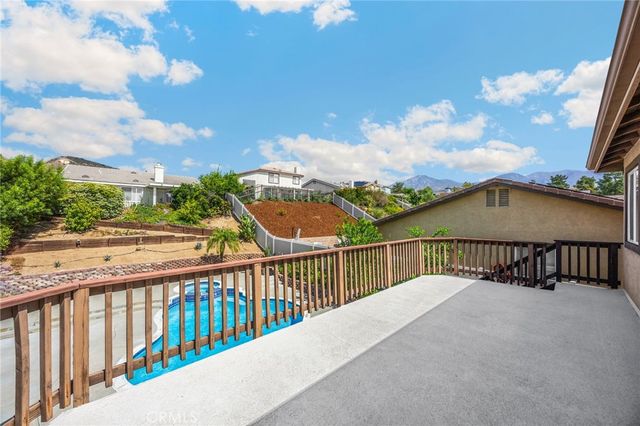 34354 Sherwood, Yucaipa, CA 92399