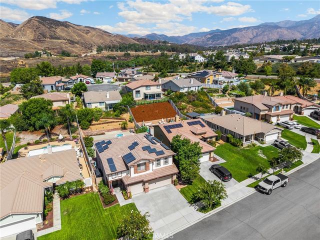 34354 Sherwood, Yucaipa, CA 92399