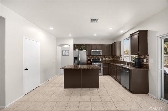 34354 Sherwood, Yucaipa, CA 92399