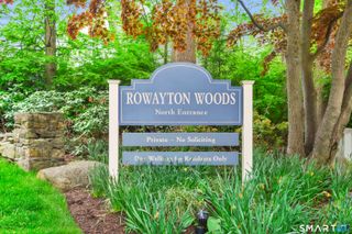 22 Rowayton Woods Drive 22, Norwalk, CT 06854