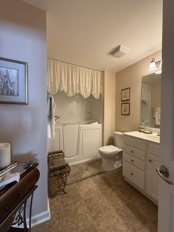 825 Browns Ln Unit 603, Gallatin, TN 37066