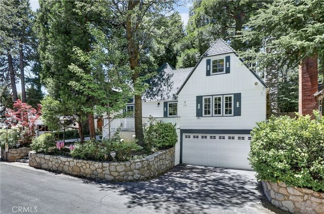 202 Maple Drive, Lake Arrowhead, CA 92352