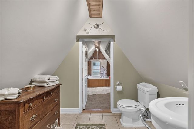 202 Maple Drive, Lake Arrowhead, CA 92352