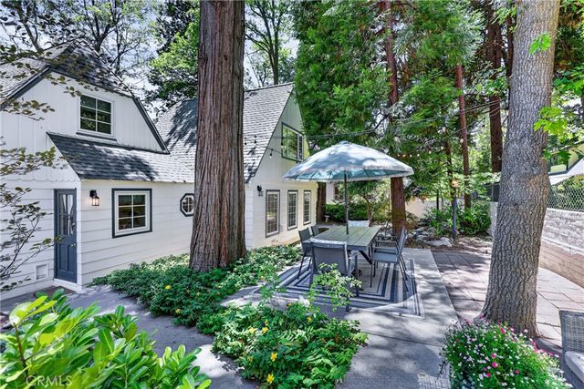202 Maple Drive, Lake Arrowhead, CA 92352