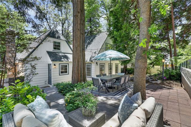 202 Maple Drive, Lake Arrowhead, CA 92352