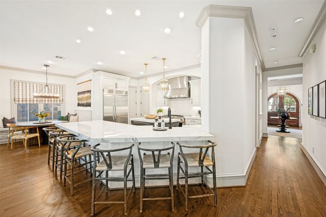 5638 Greenbrier Drive, Dallas, TX 75209