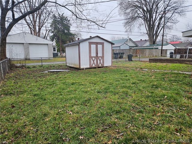 216 E Lewis Street, New Albany, IN 47150