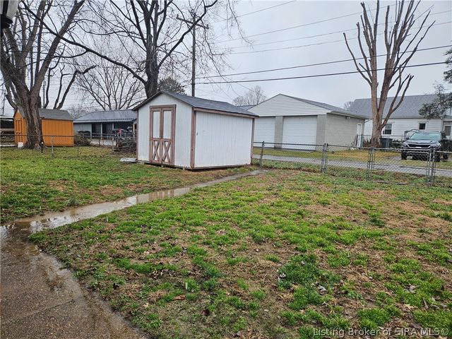 216 E Lewis Street, New Albany, IN 47150
