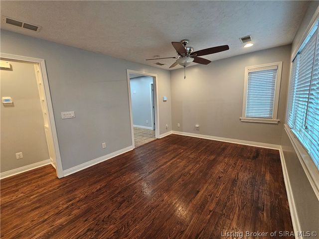 216 E Lewis Street, New Albany, IN 47150