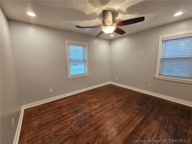 216 E Lewis Street, New Albany, IN 47150