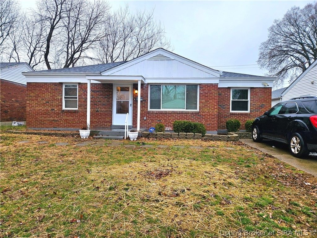 216 E Lewis Street, New Albany, IN 47150