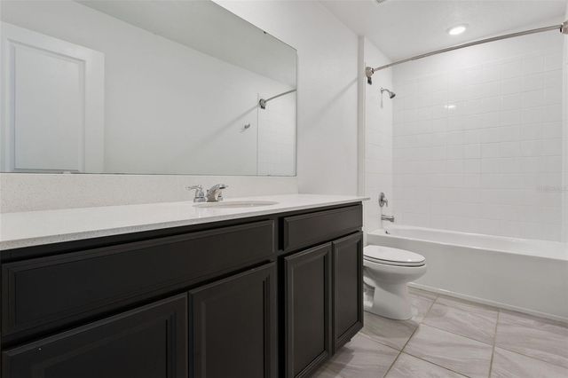 33622 SKY BLOSSOM CIRCLE, Leesburg, FL 34788
